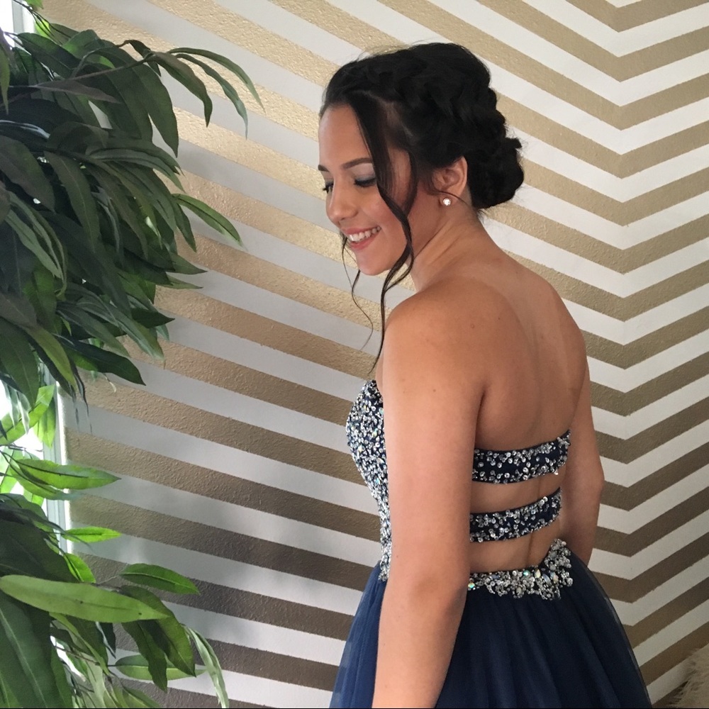 Prom Dress - Picture 3 of 3